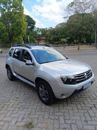 RENAULT DUSTER 2.0 DYNAMIQUE 4X2 16V FLEX 4P AUTOMÁTICO